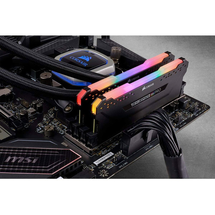 رم دسکتاپ کورسیر Vengeance RGB Pro DDR4 دوکاناله 32 گیگابایت 3600 مگاهرتز CL18 با هیتسینک خنککننده و ماژول DIMM