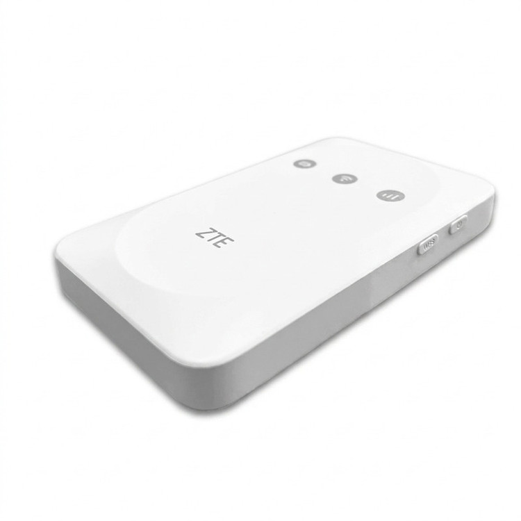 مودم 4G LTE قابل حمل زد تی ای مدل ZTE MF935 با باتری 2000 میلیآمپر، پشتیبانی از اتصال همزمان 8 دستگاه، وایفای 802.11b/g/n باند 2.4 گیگاهرتز، سرعت دانلود 150 مگابیت بر ثانیه و شارژدهی 7 ساعت