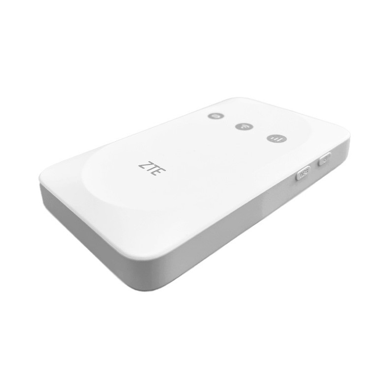 مودم 4G LTE قابل حمل زد تی ای مدل ZTE MF935 با باتری 2000 میلیآمپر، پشتیبانی از اتصال همزمان 8 دستگاه، وایفای 802.11b/g/n باند 2.4 گیگاهرتز، سرعت دانلود 150 مگابیت بر ثانیه و شارژدهی 7 ساعت