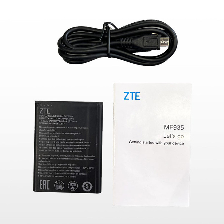 مودم 4G LTE قابل حمل زد تی ای مدل ZTE MF935 با باتری 2000 میلیآمپر، پشتیبانی از اتصال همزمان 8 دستگاه، وایفای 802.11b/g/n باند 2.4 گیگاهرتز، سرعت دانلود 150 مگابیت بر ثانیه و شارژدهی 7 ساعت