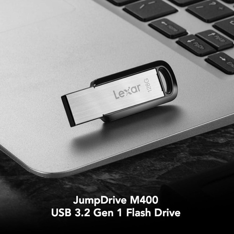 فلش مموری لکسار مدل M400 ظرفیت 128 گیگابایت رابط USB 3.0 مقاوم در برابر ضربه و سازگار با سیستمهای PC و Mac